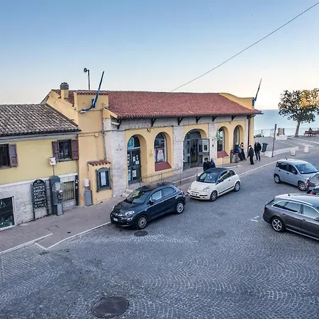 Apartment Camera Conero - Sirolo Camera Nel Centro Del Paese Sirolo